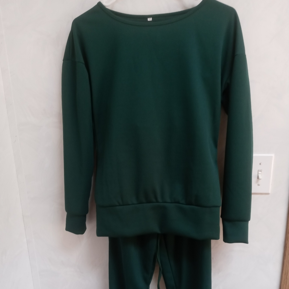 Women's two-piece jumpsuit